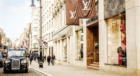 louis vuitton buy belmond|LVMH Adds Hotels To Handbags With $2.6 Billion Belmond .